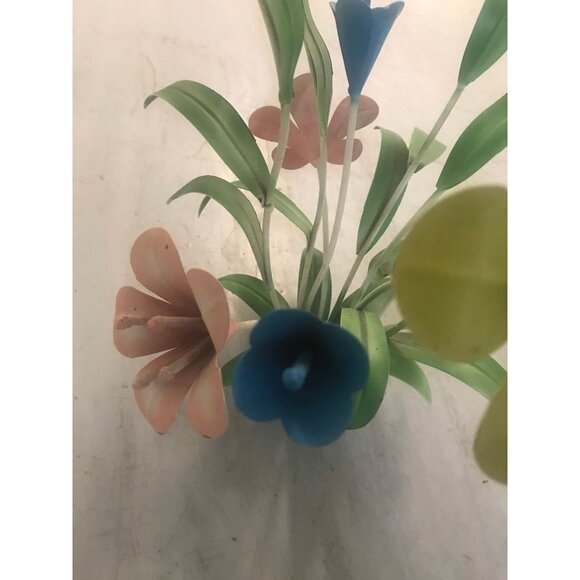 Vtg 1970's Wrought Iron Floral Arrangement 12 Hand Painted Flowers and 10 Leaves - Picture 5 of 10